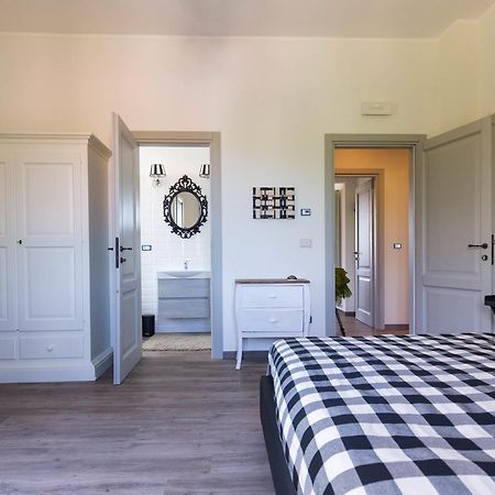 Casale Virginia Guest House Cesariano Eksteriør bilde